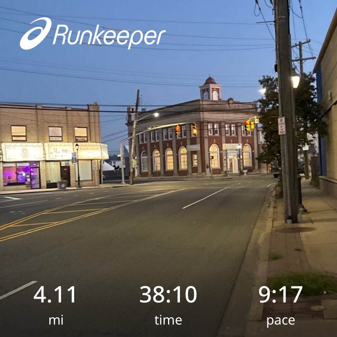 #ThursdayRunday #JustFeltLikeRunning #Oceanside #LongBeachRoad #LBR #OceansideNY 🪨