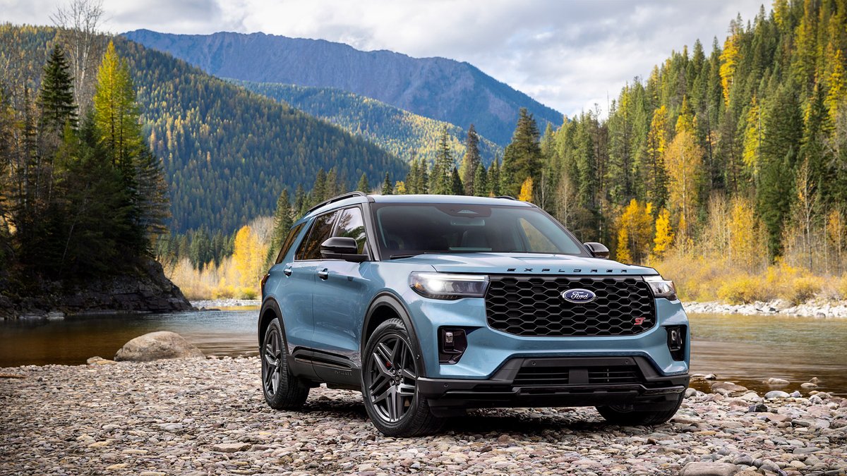 auto_xprex's tweet photo. Brand Spotlight: Ford SUVs
From the sleek Escape (2.0L Eco-Boost) to the powerful Edge (2.7L V6) and rugged Explorer (3.0L Eco-Boost V6) — Ford’s lineup covers every lifestyle.
Pros: Performance-focused trims, modern design
Cons: Mixed quality control, resale dips

#Ford #SUV https://t.co/FQg3v3bO5u