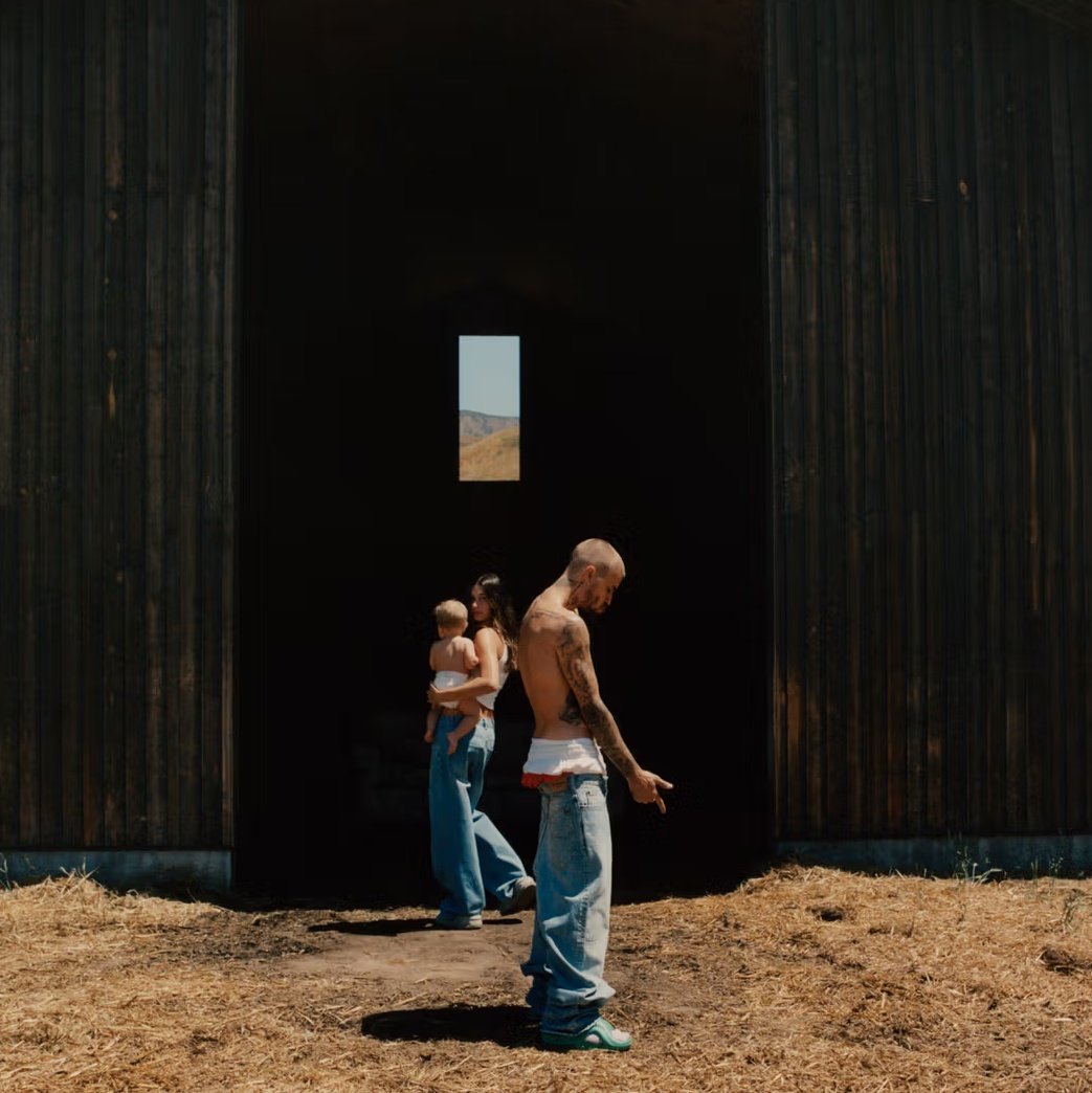 Justin Bieber’s “DAISIES” has reached #1 on today’s US Pop radio (Mediabase) rolling chart.