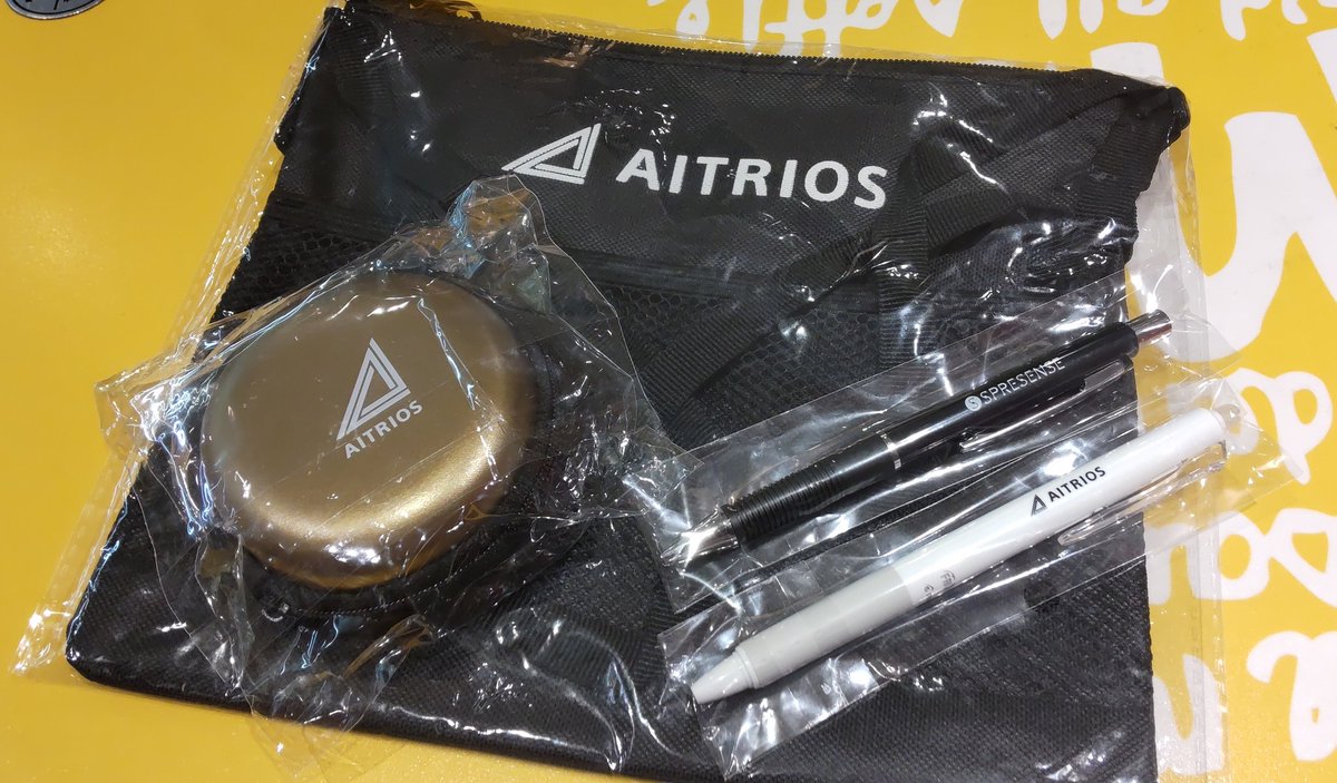 Anthonyobscura's tweet image. SONYさんからAITRIOSグッズをいただきまして、ありがとうございます…　#AITRIOS