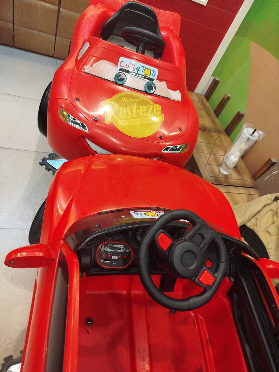 Lightning Mcqueen having an affair!! 😮