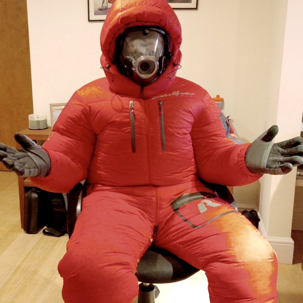 Eddie Bauer #downsuit on top tonight. #layers #420friendly #downsuits #respirator