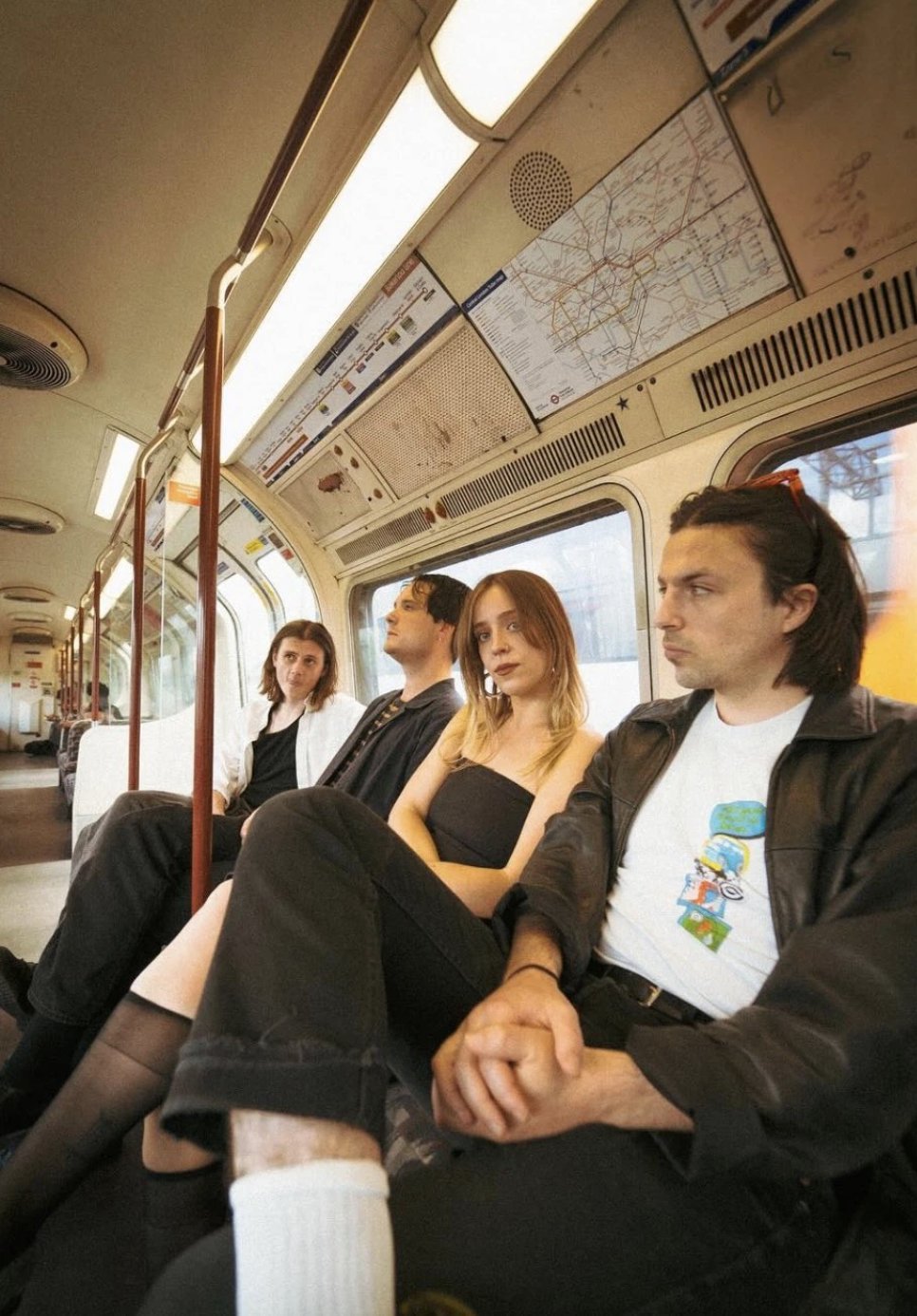 ONE OK ROCK TOMOYA 前所属バンド マリオネットキング CD 100%新品，定番 ONE OK ROCK TOMOYA 前所属バンド マリオネットキング CD