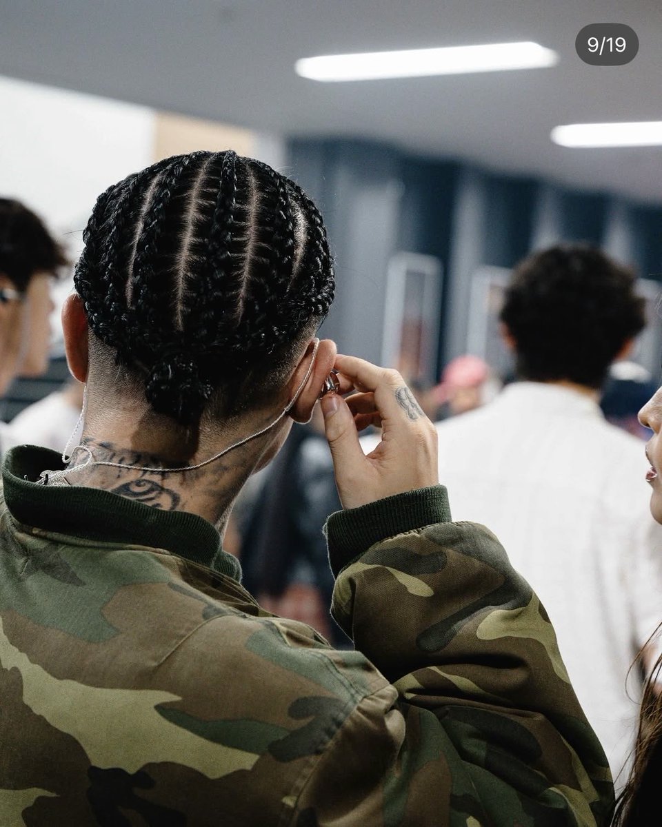 Yちゃんの首の後ろに虎のタトゥーが入ってんの初めて知った
そんなことも知らずにMobb Lifeから8年以上も好きでいたの恥ずかしい