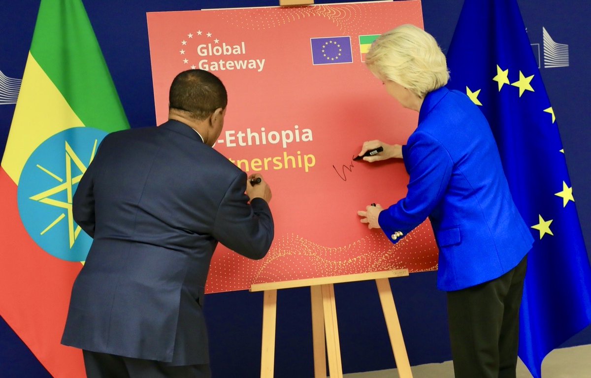 TayeAtske's tweet photo. At the Second #GlobalGateway Forum, I had the pleasure of signing a Partnership Agreement with H.E.Ursula von der Leyen, President of the @EU_Commission.This milestone transforms the longstanding Ethiopia–EU cooperation into a truly strategic partnership particularly in digitization, renewable energy, agrifood systems, health, sustainable infrastructure, and peace and security. 
🇪🇹🤝🇪🇺