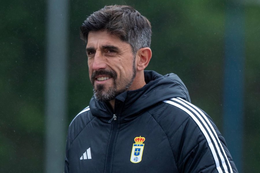 Sobre la marcha de Don Veljko Paunović.
Un hombre que ha pasado a la historia del Real Oviedo y que ha sufrido las consecuencias de una mala gestión de la Dirección Deportiva.