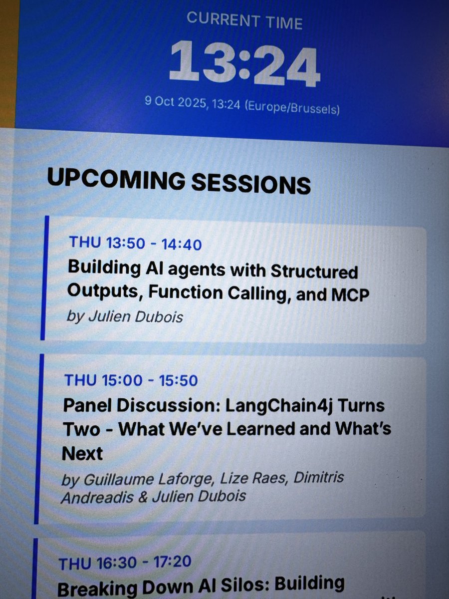 juliendubois's tweet image. 2 hours of upcoming fun at #Devoxx in room 6!