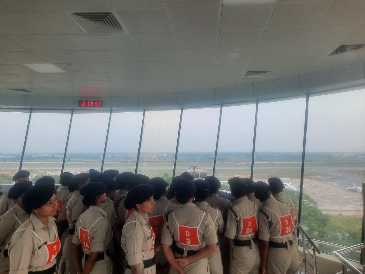 CISFHQrs's tweet image. Aviation Security Familiarisation Visit Of Trainees At ASG Tirupati.

A total of 148 trainees of the 50th Batch L/CT/GD (UT) undergoing Basic Training at RCRTC #Thakkolam visited #CISF Unit ASG #Tirupati for an Aviation Security Familiarisation Programme.

The visit gave trainees…