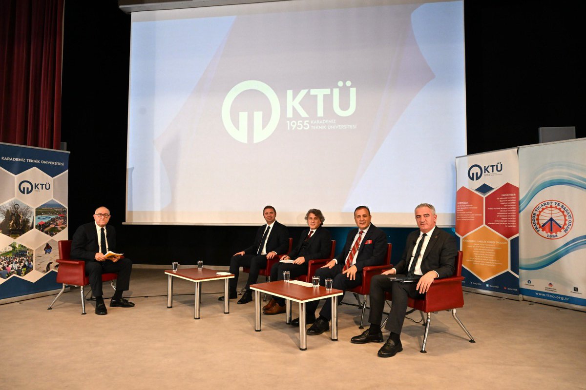 tcktu1955's tweet photo. 📌 NTV Bakış Programının Çekimleri Üniversitemizde Gerçekleştirildi

NTV tarafından “Anadolu Buluşmaları” kapsamında düzenlenen ve Gazeteci-Yazar Noyan DOĞAN’ın moderatörlüğünü üstlendiği NTV Bakış programının çekimleri, Üniversitemiz Atatürk Kültür Merkezi’nde gerçekleştirildi. https://t.co/IDBPbwdhrF