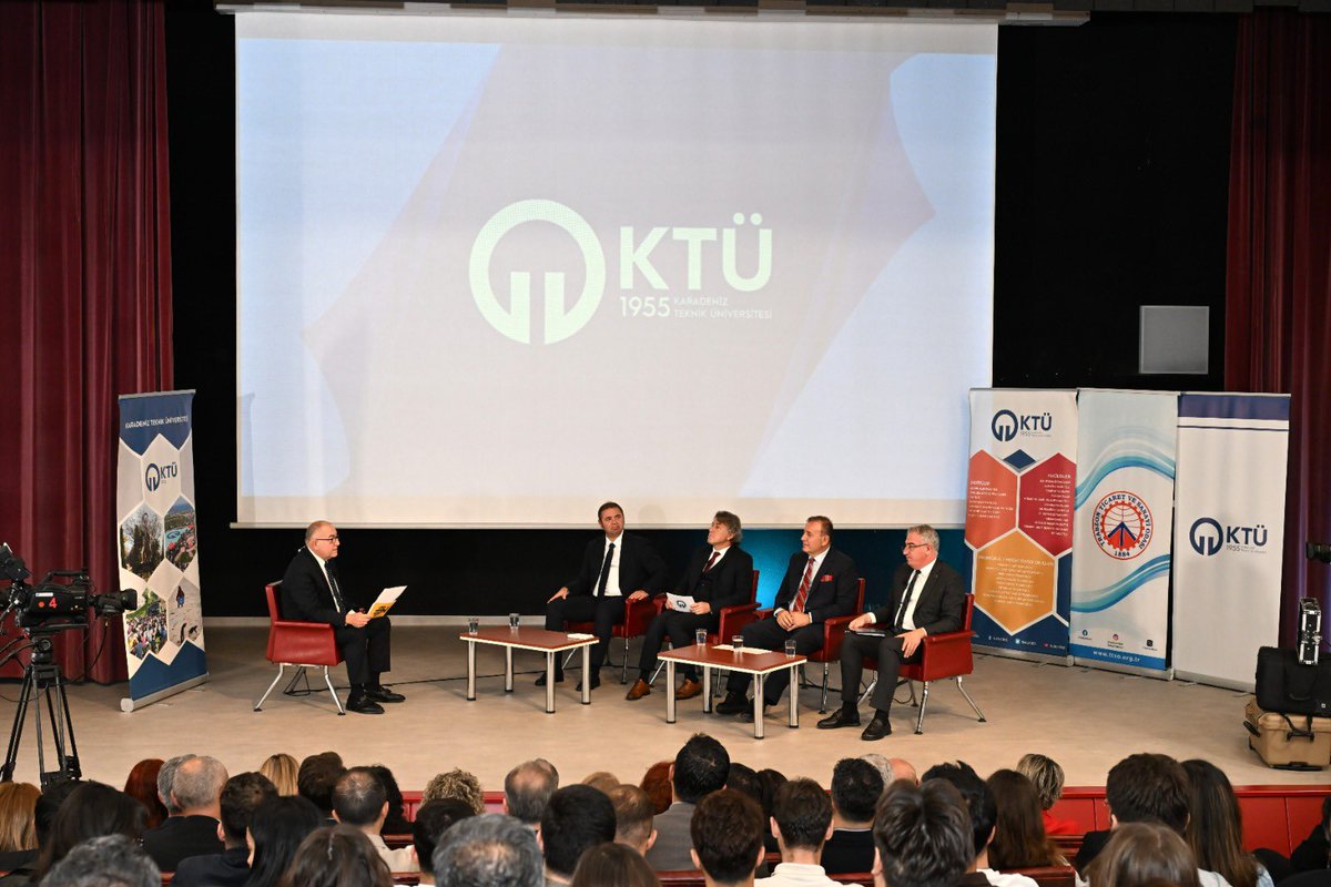 tcktu1955's tweet photo. 📌 NTV Bakış Programının Çekimleri Üniversitemizde Gerçekleştirildi

NTV tarafından “Anadolu Buluşmaları” kapsamında düzenlenen ve Gazeteci-Yazar Noyan DOĞAN’ın moderatörlüğünü üstlendiği NTV Bakış programının çekimleri, Üniversitemiz Atatürk Kültür Merkezi’nde gerçekleştirildi. https://t.co/IDBPbwdhrF