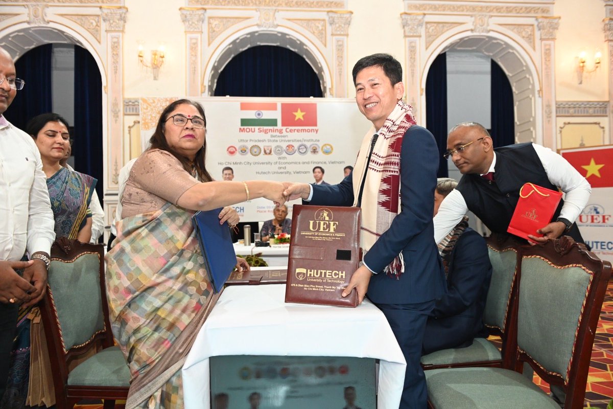 Professor Poonam Tandon tweet media