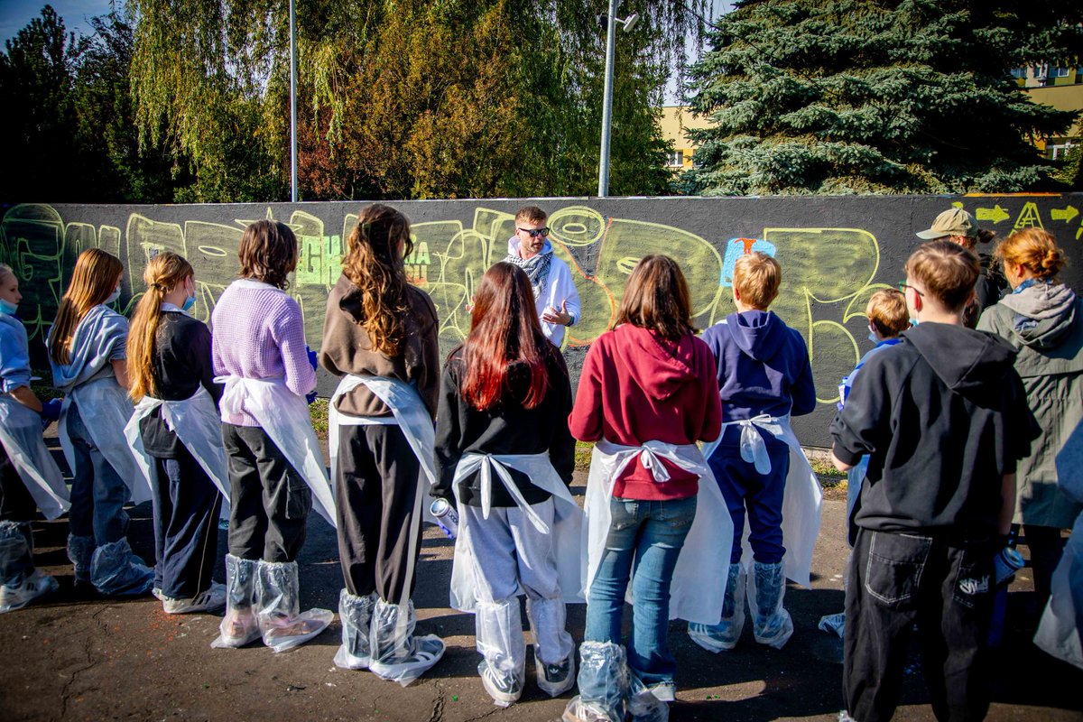 MaciejBartosia2's tweet image. To juz chyba IV / V rok działania na rzecz legalnego #graffiti, ale przede wszystkim edukacji. Działamy u podstaw, wpisując się w ogólnowarszawski projekt @RKaznowska Wiceprezydent Warszawy pn. #STOPBazgrołom
📲➡️ facebook.com/share/17KpNuDN…

#Graffity 🖼🏙🎨 #freegraffiti #Warszawa