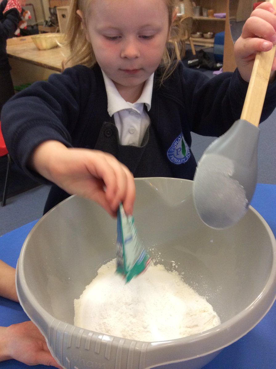 EarlyYearsPoplarStreet tweet media