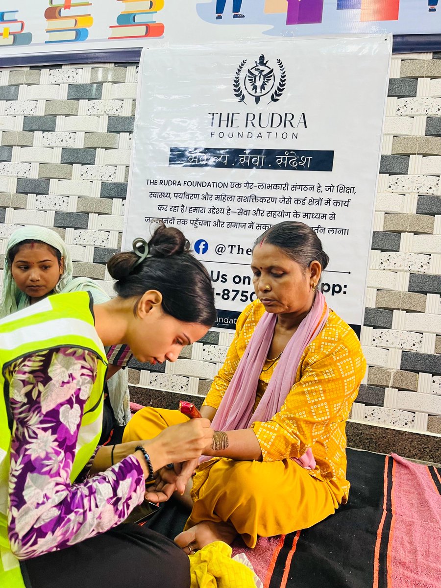 The Rudra Foundation (@therudrafdn) on Twitter photo рдХрд░рд╡рд╛ рдЪреМрде рдХреЗ рдкрд╛рд╡рди рдЕрд╡рд╕рд░ рдкрд░ The Rudra Foundation рдХреА рдЯреАрдо рдиреЗ рдЕрдиреЗрдХ рдорд╣рд┐рд▓рд╛рдУрдВ рдХреЛ рдирд┐рд╢реБрд▓реНрдХ рдореЗрд╣рдВрджреА рд▓рдЧрд╛рдИред рд╣рдорд╛рд░рд╛ рд╕рдВрдХрд▓реНрдк рд╣реИ рд╕рднреА рдХреЗ рдЪреЗрд╣рд░реЗ рдкрд░ рдореБрд╕реНрдХрд╛рди рджреЗрдирд╛ рдФрд░ рд╕реЗрд╡рд╛ рдХреЗ рдЗрд╕ рдорд╛рд░реНрдЧ рдкрд░ рдирд┐рд░рдВрддрд░ рдЖрдЧреЗ рдмрдврд╝рдирд╛редтАЭЁЯМ╕тЬи
#karwachauth #therudrafoundation #seva #happiness #mehendi #socialwork #smile #communityservice рдХрд░рд╡рд╛ рдЪреМрде рдХреЗ рдкрд╛рд╡рди рдЕрд╡рд╕рд░ рдкрд░ The Rudra Foundation рдХреА рдЯреАрдо рдиреЗ рдЕрдиреЗрдХ рдорд╣рд┐рд▓рд╛рдУрдВ рдХреЛ рдирд┐рд╢реБрд▓реНрдХ рдореЗрд╣рдВрджреА рд▓рдЧрд╛рдИред рд╣рдорд╛рд░рд╛ рд╕рдВрдХрд▓реНрдк рд╣реИ рд╕рднреА рдХреЗ рдЪреЗрд╣рд░реЗ рдкрд░ рдореБрд╕реНрдХрд╛рди рджреЗрдирд╛ рдФрд░ рд╕реЗрд╡рд╛ рдХреЗ рдЗрд╕ рдорд╛рд░реНрдЧ рдкрд░ рдирд┐рд░рдВрддрд░ рдЖрдЧреЗ рдмрдврд╝рдирд╛редтАЭЁЯМ╕тЬи
#karwachauth #therudrafoundation #seva #happiness #mehendi #socialwork #smile #communityservice