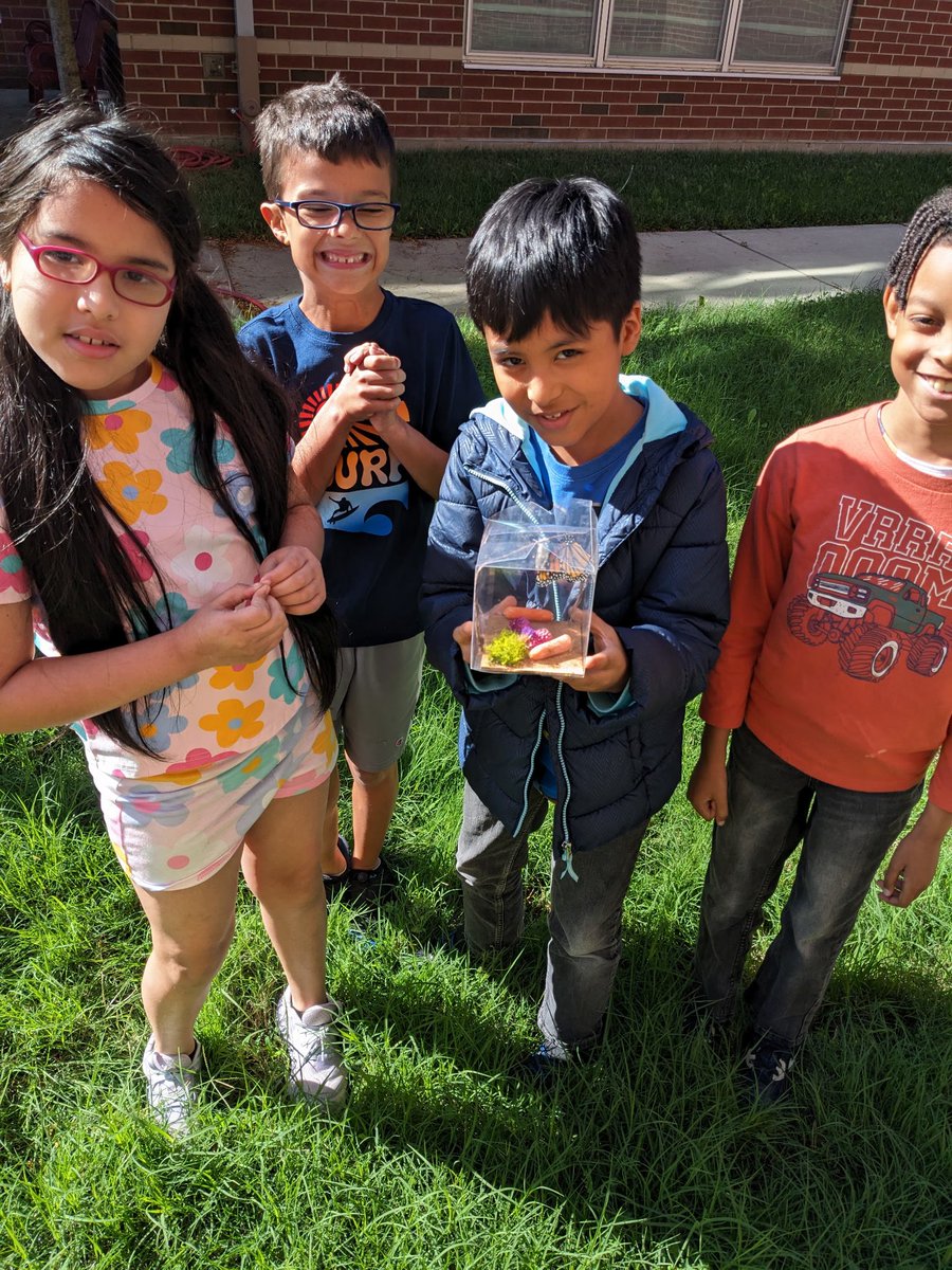 fcsdcentral's tweet image. Mrs. Ponton’s students had a great time learning about the life cycle of a butterfly. 🦋 The students named him Bob and set him free this week!