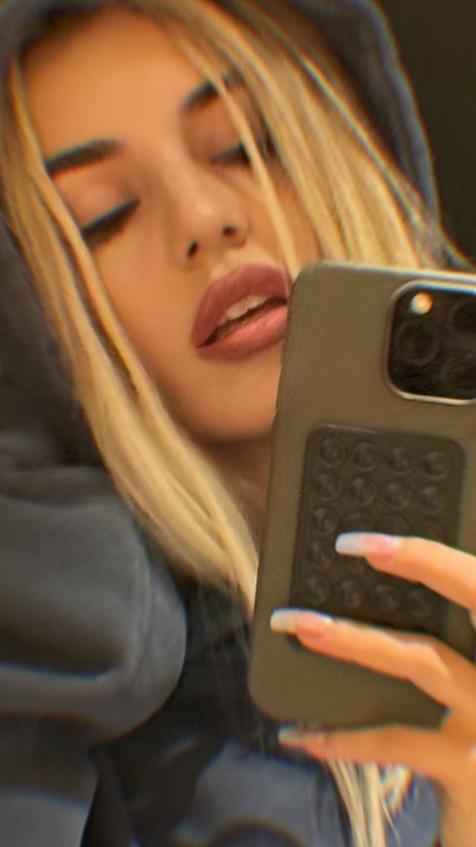 Ava Max Brasil tweet media