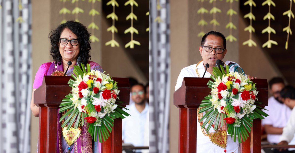 ParliamentLK's tweet image. 📢 இலங்கை பாராளுமன்றத்தில் நவராத்திரி விழா விமரிசையாகக் கொண்டாடப்பட்டது

📢 ශ්‍රී ලංකා පාර්ලිමේන්තුව නවරාත්‍රී පූජෝත්සවය උත්සවාකාරයෙන් සමරයි.

📢 Parliament of Sri Lanka Celebrates the Navratri Festival

🔗 facebook.com/share/p/1CggG5…

#SLparliament #10thParliamentLK #Navaratri2025