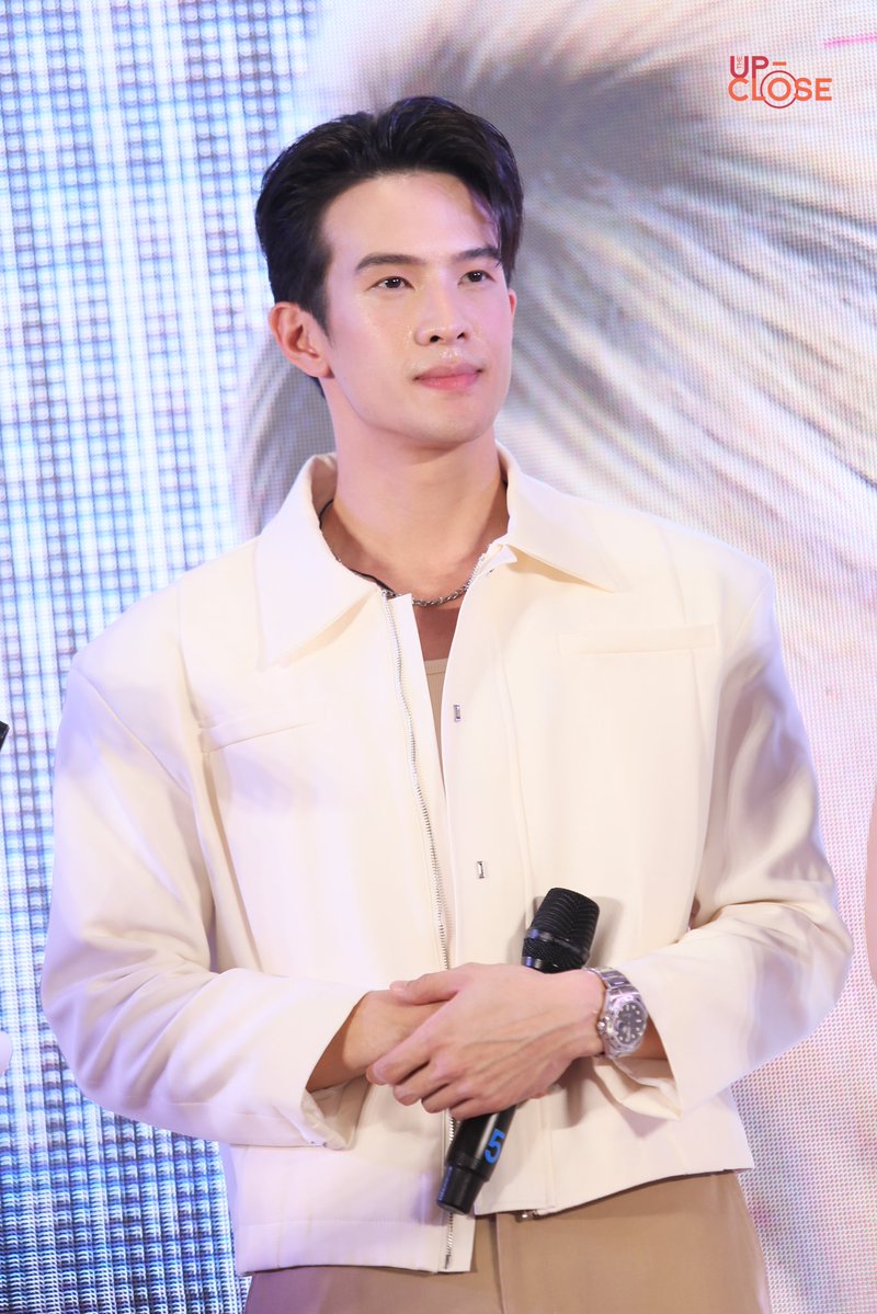 Theupclose's tweet image. เจมส์ มาร์ และ พาย รินรดา มาร่วมเปิดตลาด“A fair อร่อยเกรดเอ by A Supachai” ครั้งที่ 6 ที่ ฟิวเจอร์พาร์ค รังสิต 

#เจมส์มาร์ #james_jamesma
#พายรินรดา #pierinrada