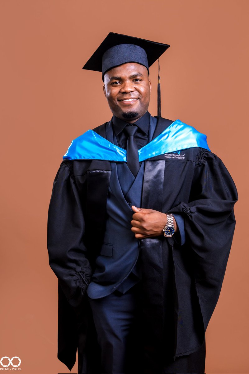 Anthony_LungaJ's tweet photo. I'm happy to announce that I have successfully completed my Masters in Construction Project Management! I'm incredibly proud of the hard work, late nights, and dedication it took to reach this milestone. I'm excited to apply this advanced knowledge to future projects. https://t.co/Ua3Zr1j7mp