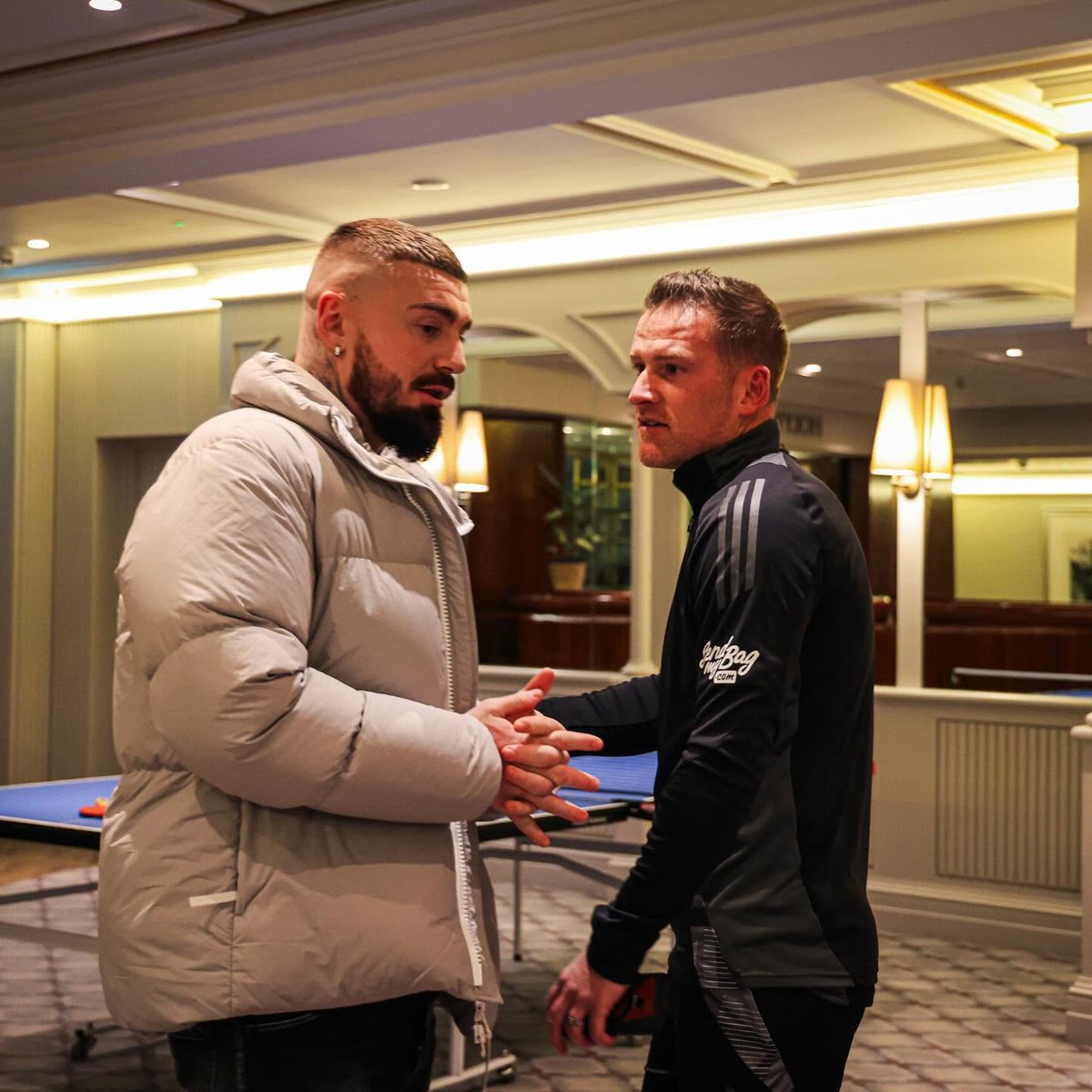 BoxingTicketsNI's tweet image. DISCUSSING MEMORABLE WINDSOR MOMENTS 

IBF World Welterweight champion @lewiscrocker1 and former NI midfield maestro Steven Davis working out who has the better Windsor Park moment

Davis lobe for Healy&apos;s winner against England in 2005?

Or the Croc becoming the first Irish World…