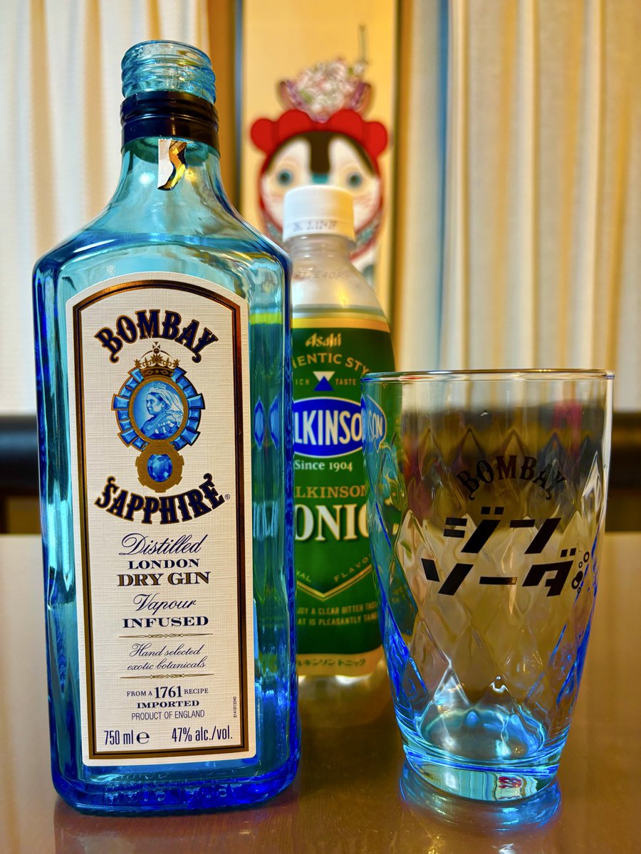 J_StyleGardener's tweet image. 【#夏の終わり】

この夏最後の #ジントニック を飲み終えた🍹

本当の夏の終わりを感じる瞬間。　　

#BOMBAYSAPPHIRE