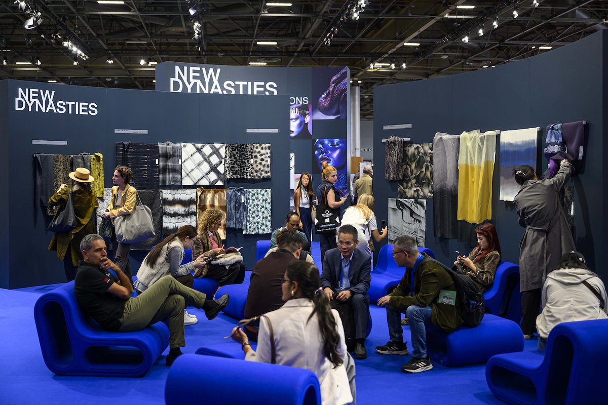 KnittingIndustr's tweet image. Premiere Vision looks at a big new picture..

Read more - knittingindustry.com/premiere-visio…
#PremiereVision #FashionExpo #TextileInnovation #DesignTrends #GlobalExhibitors #ParisFashion #2025Trends #SustainableFashion #FashionIndustry #CreativeDesigns