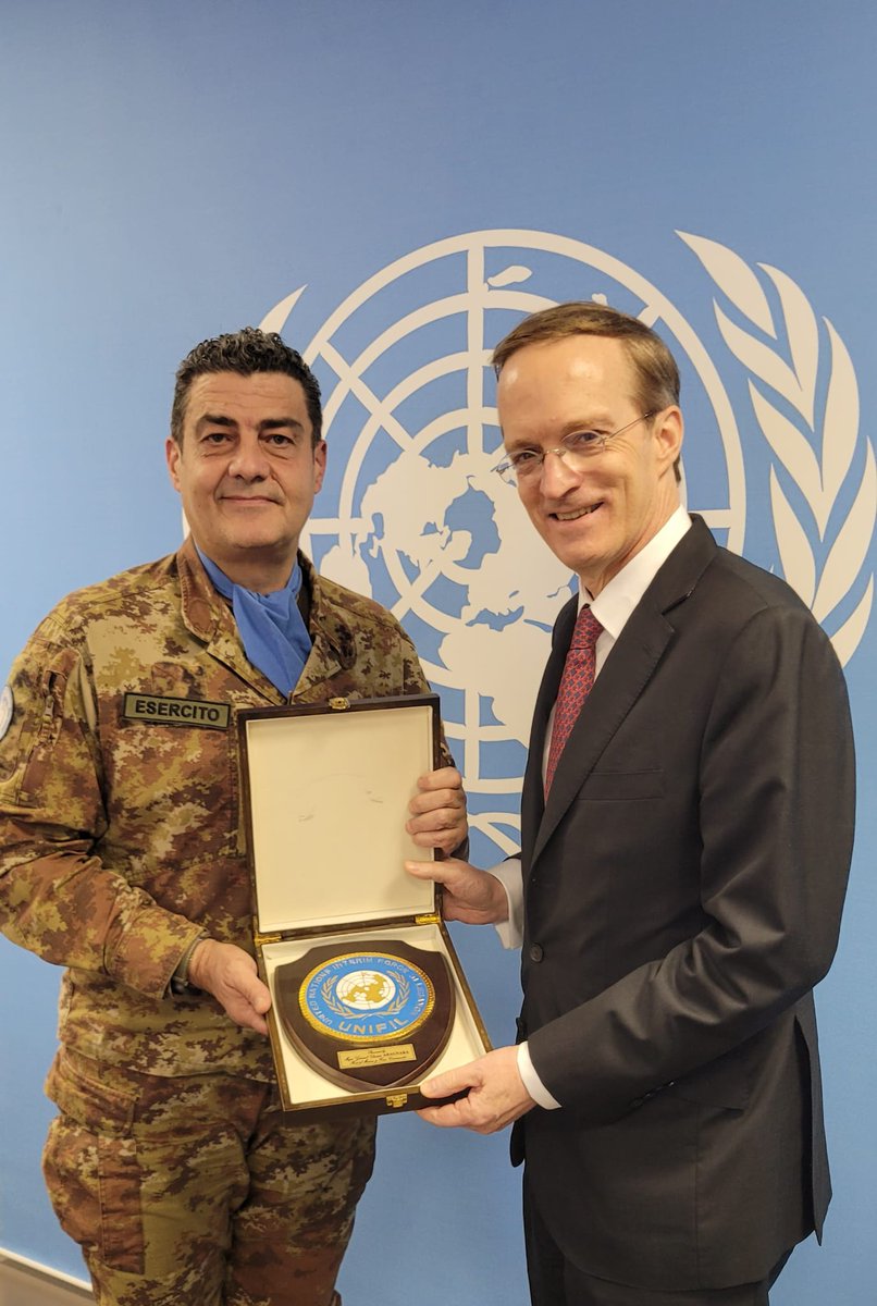 Charles Fries tweet media