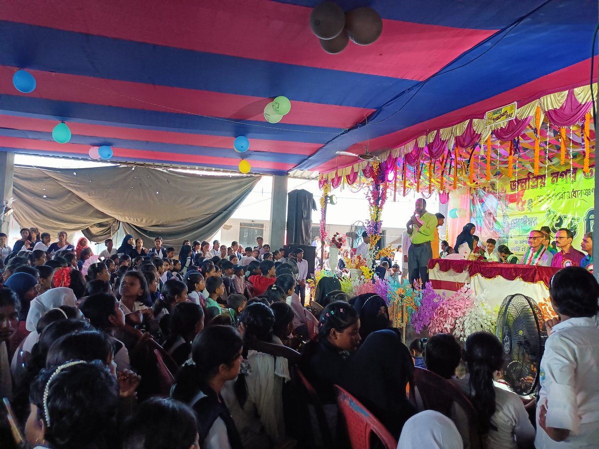 Empowering change!
 Kanyashree Club members of Janapriya Nagar Janapriya Vidyalaya, with Bandhan Mukti, raised awareness on trafficking, child marriage &amp; cyber safety through a Teachers’ Day play  reaching 300+ people! Boys stood shoulder to shoulder in this journey of change!