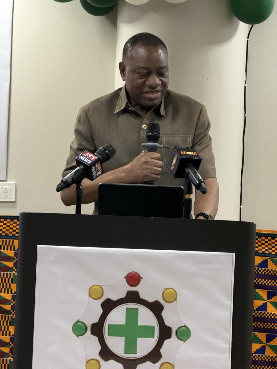 MentaPulse_'s tweet photo. Hon. Dr. Abdul-Rashid Hassan Pelpuo, Minister of Labour, Jobs and Employment, shares compelling insights on enhancing productivity and prioritizing health in the workplace.

 #GHLSummit25 https://t.co/gdZgF8MZed