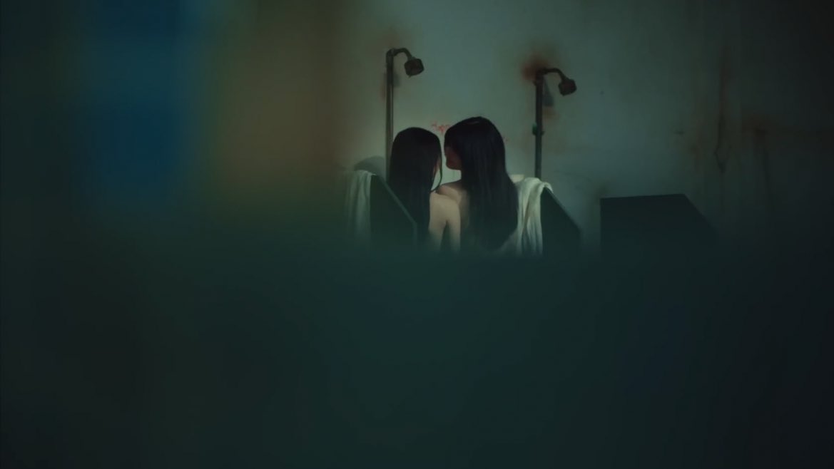 girlinyearning's tweet image. #ClaireBellTeaser