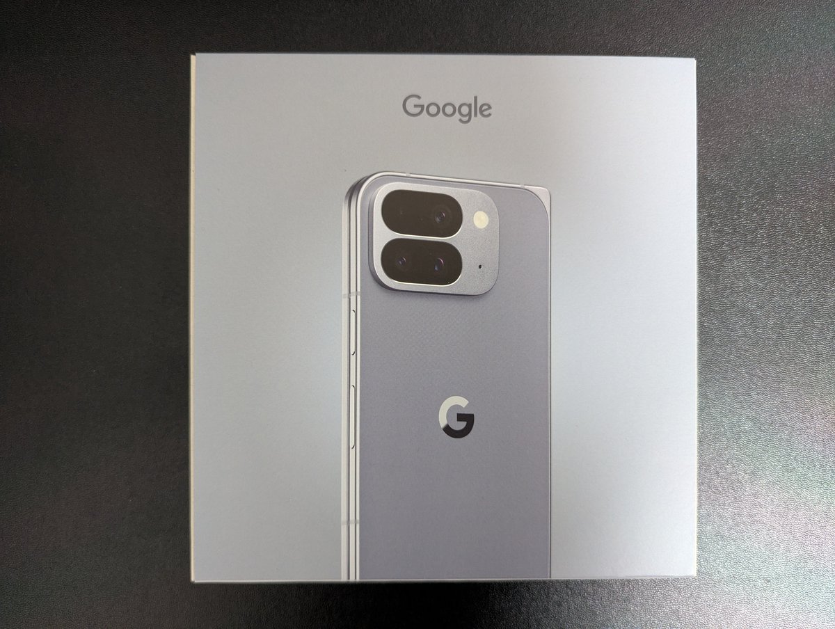 omiso_siru's tweet photo. Pixel10pro Fold着弾！
パッケージもスリムでかっこイイ。
セットアップは週末かなぁ。
#pixel10profold https://t.co/Qd2KKvHgsI