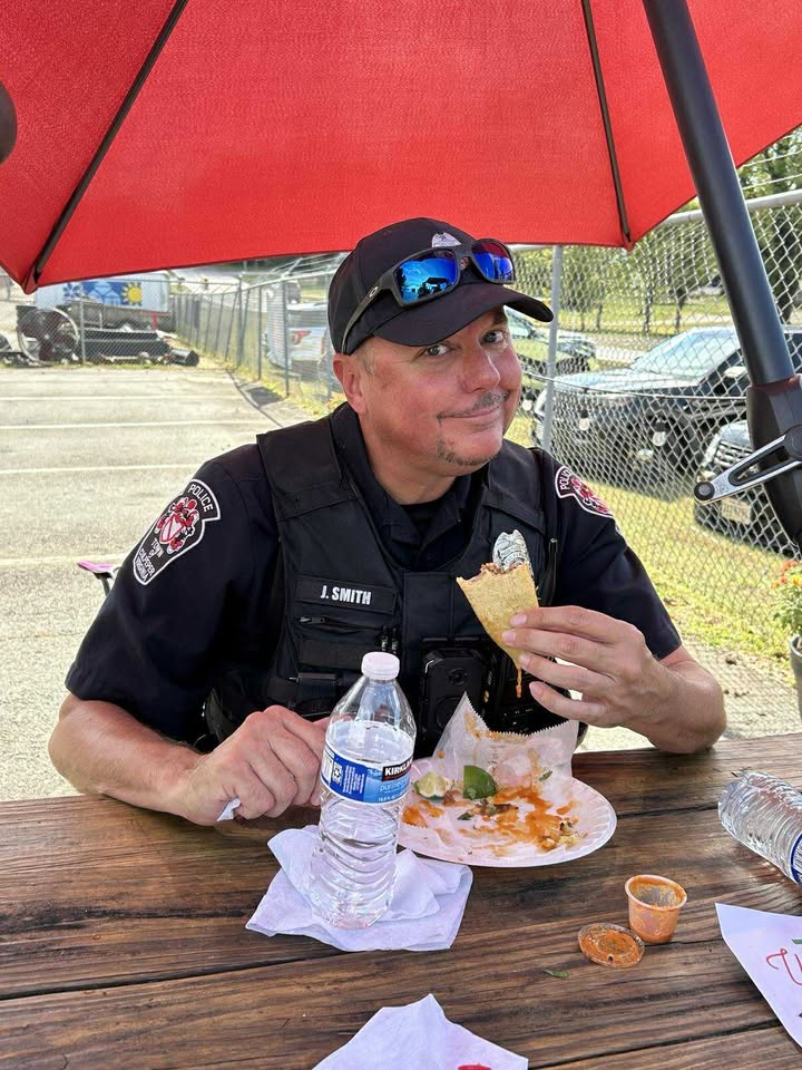 CulpeperPD's tweet image. Thank you to everyone that came out and celebrated #NationalTacoDay with us and the Culpeper County Sheriff's Office - Timothy W. Chilton at @mangochonsnacks. We had a lot of great conversations and the food was delicious. We always enjoy interacting with our community. The tacos