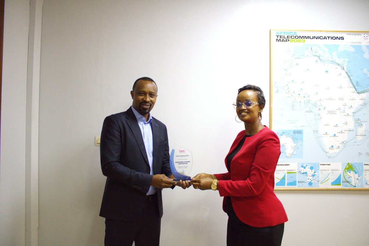 This #CustomerServiceWeek, we celebrate our RINEX pioneers! For over a decade, <a href="/bscrw/">Broadband Systems Corporation</a>, <a href="/LiquidInTech/">Liquid Intelligent Technologies</a> &amp; <a href="/Uni_Rwanda/">University of Rwanda</a> have kept traffic local, strengthening connectivity, service delivery, and Rwanda’s Internet ecosystem. 🌐🤝 Thank you for a lasting partnership! 
#CSWeek2025