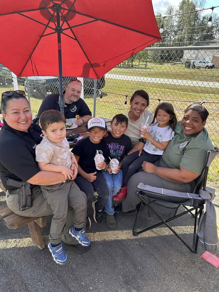 CulpeperPD's tweet image. Thank you to everyone that came out and celebrated #NationalTacoDay with us and the Culpeper County Sheriff's Office - Timothy W. Chilton at @mangochonsnacks. We had a lot of great conversations and the food was delicious. We always enjoy interacting with our community. The tacos