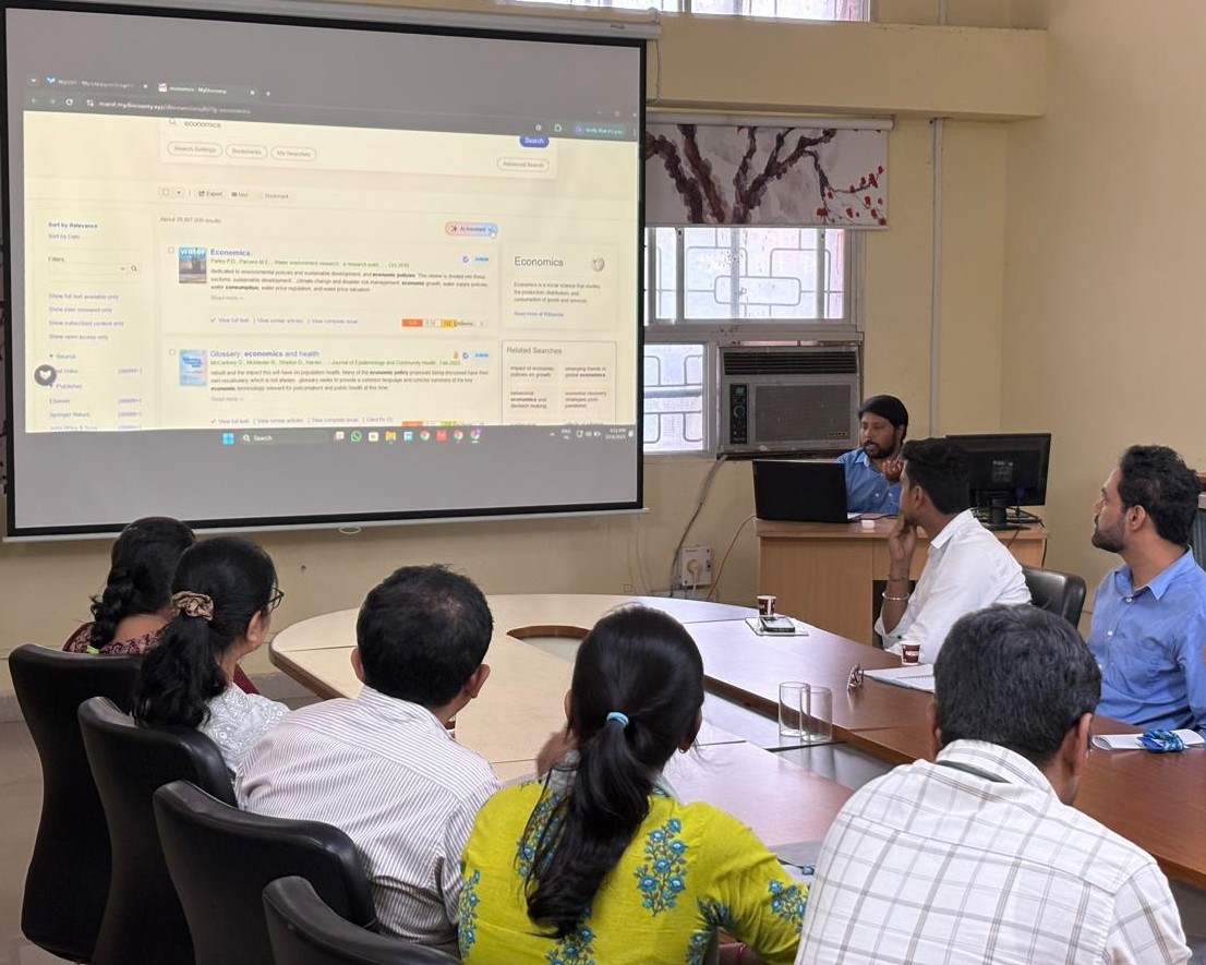 clmanitb's tweet photo. The @clmanitb has successfully conducted the orientation session for the Dept of Management Studies; namely Wednesday with Central Library: connecting with the scholars. Around 30 scholars have attended the session.
More sessions are coming up.
#Wednesday #Scholars #Orientation https://t.co/zVKR4m1qif
