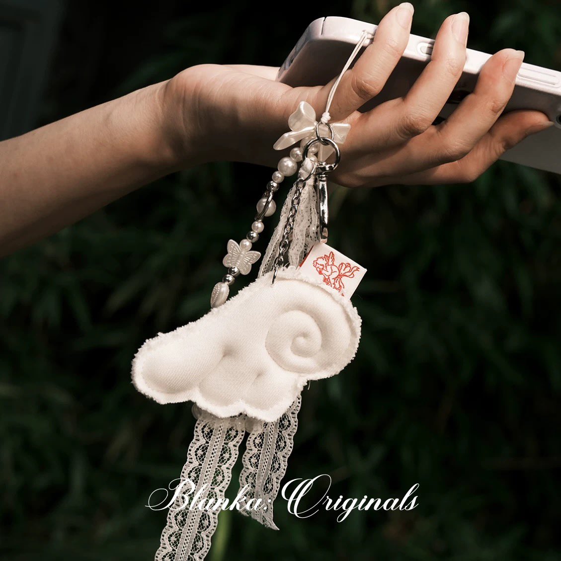littletwobunny's tweet photo. 👜กระเป๋าแบรนด์ blanklabel
รุ่นนี้มี3สี 🩷🤍🩵
ราคา 380.-/420.-
พวงกุญแจตามแบบก็มีขายแยกด้วย
รายละเอียดเพิ่มเติมในมช.
สนใจสั่งซื้อ dm ได้เลยนะคะ
ฟลว.ซื้อครบ600ส่งฟรี💕
#พรีออเดอร์จีน #พรีจีน #รับหิ้วจีน #BlankLabel https://t.co/qIqVD626zh