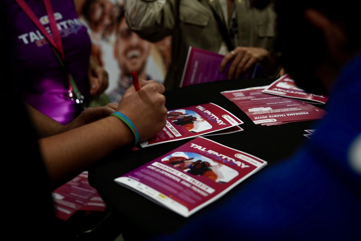 Más de 600 jóvenes conectan con empresas en búsqueda activa de trabajadores gracias a la feria de empleo “Talent Day Experience” en Almendralejo  💥

 camarabadajoz.es/es/noticia/mas…

#TalentoJoven #FondoSocialEuropeoPlus #EuropaSeSiente

<a href="/DipdeBadajoz/">Diputación de Badajoz</a>