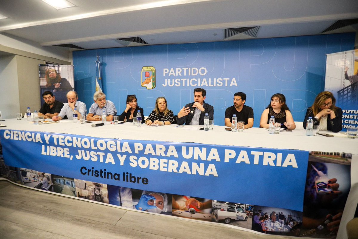 Se realizó en la sede del partido la primera reunión de Ciencia, Tecnología e Innovación, organizada por la Secretaría de Educación del partido y el Instituto Modelo Argentino.

Participaron referentes del CONICET, INTA, INTI, CNEA, universidades y fundaciones de todo el país.