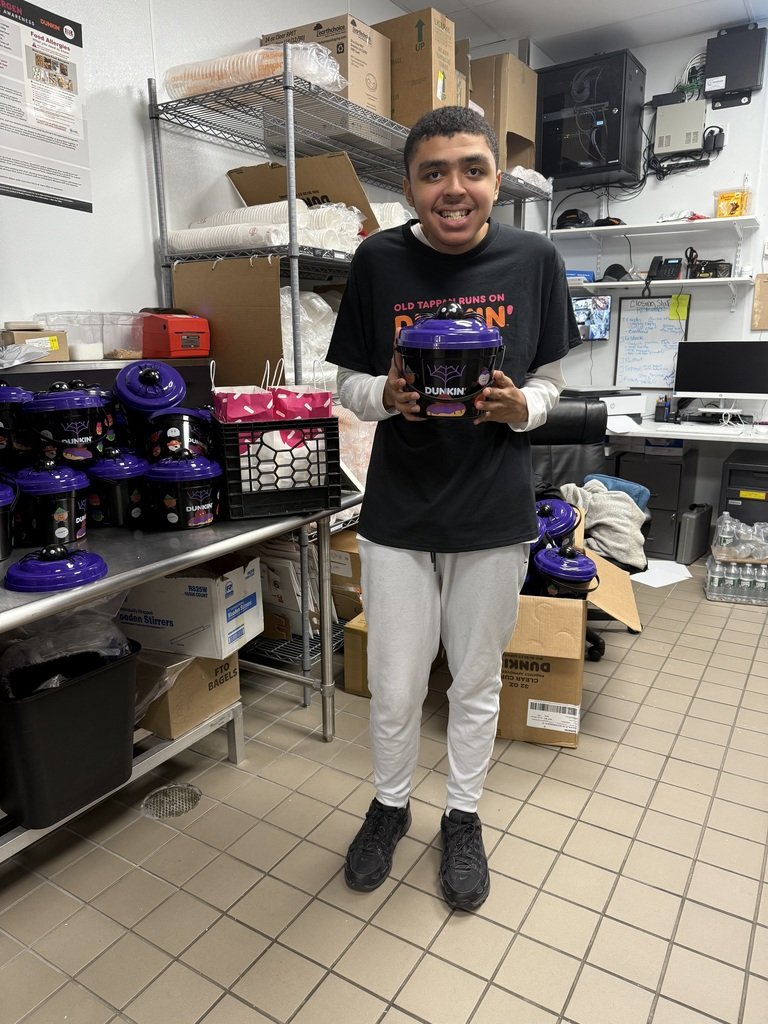 We love our community businesses  @Dunkin. in Old Tappan. Thank you for the opportunity to show off our skills!