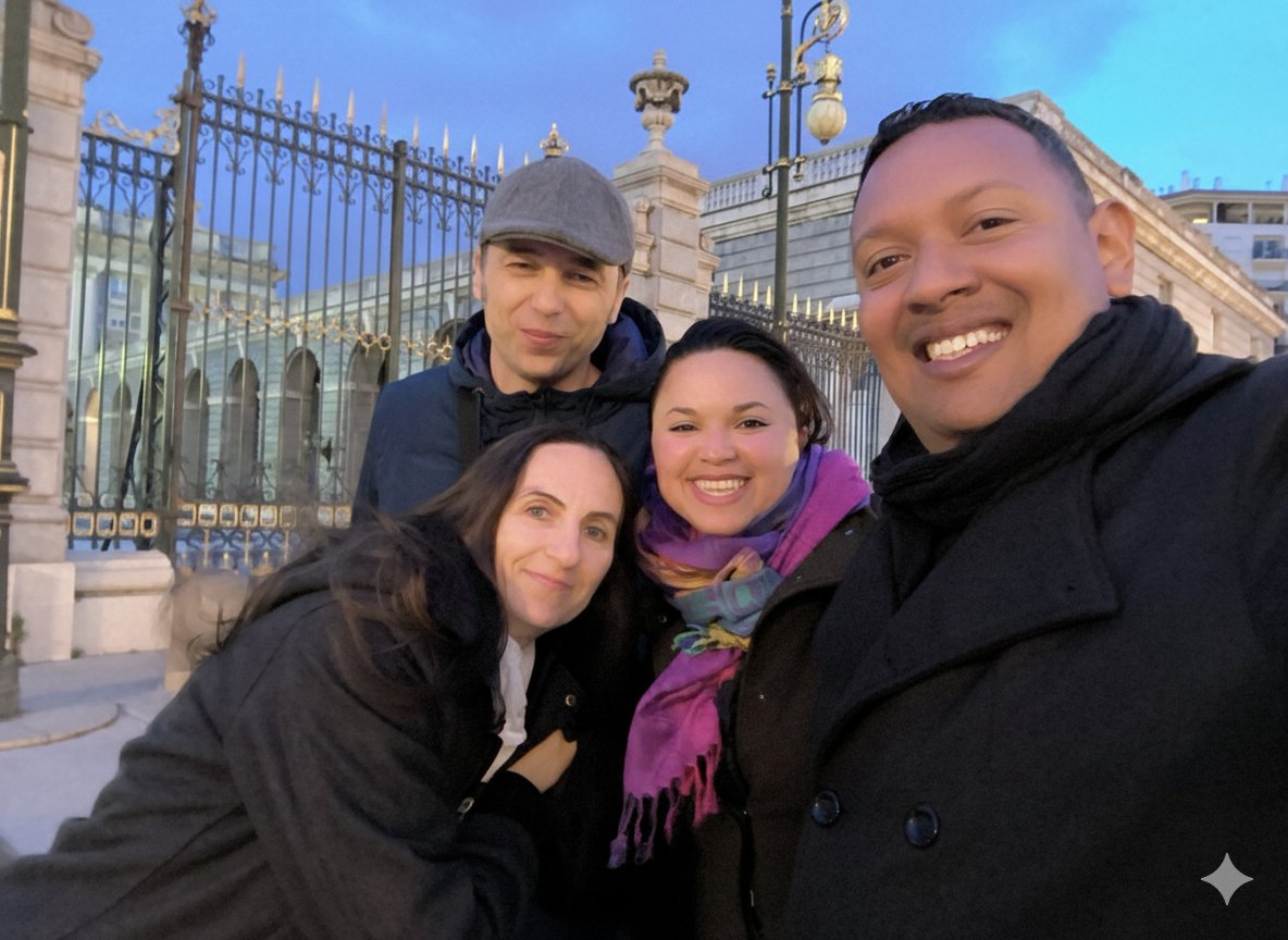 Mi #TBT de hoy con gente hermosa de #Hive, amigos que me regalaron un par de días de diversión, cripto y café en Madrid, Mr. Ph1102 y la cumpleañera del mes Mipiano ❤️💛❤️