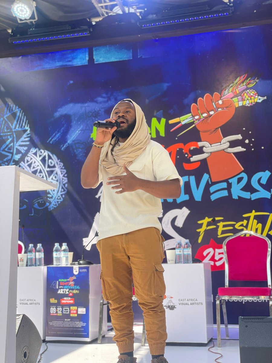 <a href="/Ebrahim_Soul_O/">Shaka out NOW!</a> adding his brick onto the #humanrights advocacy race at the ongoing #HumanRightsArtsFestivalUg happening at <a href="/Xensonartspace/">Xenson Art Space</a> in Kamwokya. 

Still on up to the 12th of October. Pass by and be a part of this great movement.

<a href="/hrw/">Human Rights Watch</a> <a href="/HumanRightsArts/">HumanRightsAreUniversalArtsFestival</a> <a href="/vinkyaba/">Vincent kyabayinze.</a>