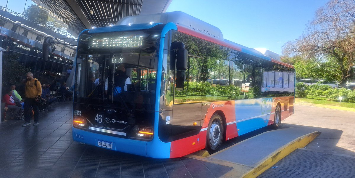 #TransportePúblico El viernes 10 de octubre,  Feriado Nacional por el Día del Respeto a la Diversidad, el servicio de colectivos en Mendoza funcionará con horarios y frecuencias de día sábado.