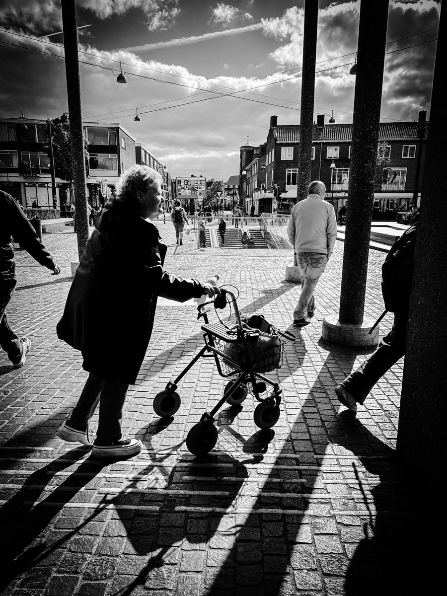 casakleinhuis's tweet image. Fourwheeldrive

#blackandwhitephotography #zutphen #Netherlands #streetphotography