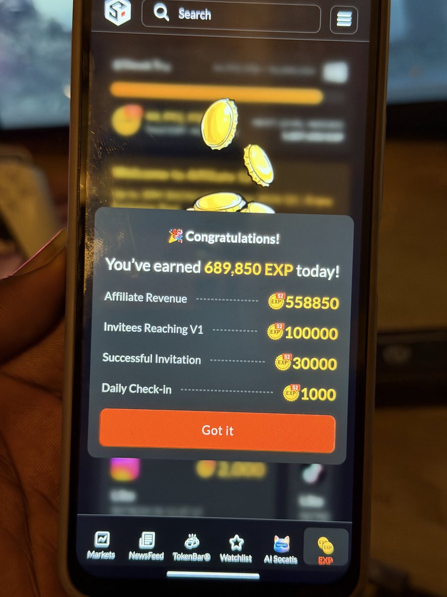 Don’t forget SoSoValue as you are quacking idOS everyday

Massive reward Q1 2025 🤜🏽

Get in NOW