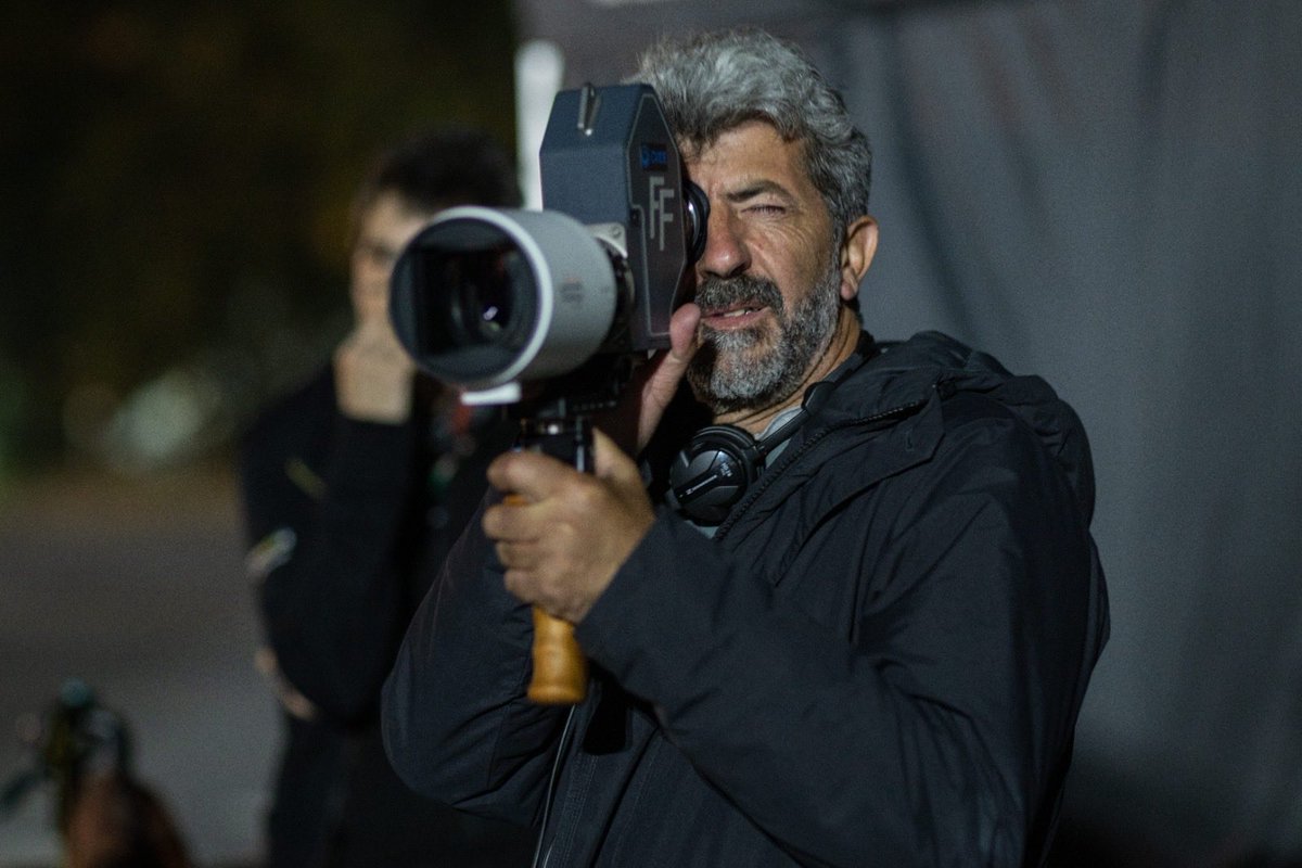 Una gran noticia 
Alberto Rodríguez
<a href="/777albertor/">alberto rodriguez</a> recibirá el Giraldillo de Honor en el <a href="/festivalsevilla/">Festival Sevilla</a>

El #cineandaluz presente en el 
#22festivalsevilla