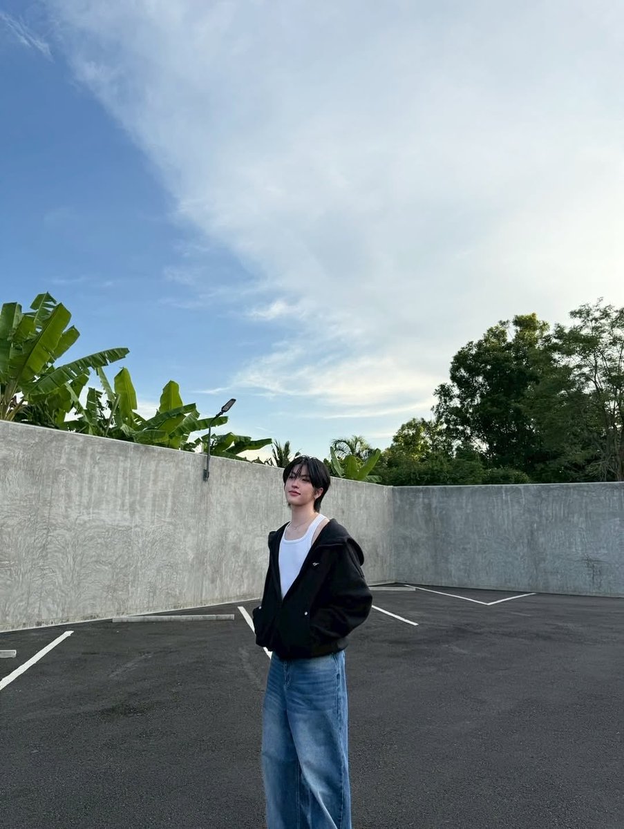 kiimpst's tweet image. Hello, Morn Blue's🩵