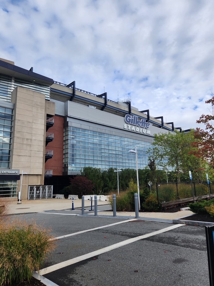 MutareInc's tweet image. We&apos;re at Gillette Stadium for @Cisco Tech Day Boston! Visit the Mutare team to discover how advanced voice security can protect your business where it matters most—your enterprise telephone network. #VoiceSecurity #CiscoTechDay #Vishing #SocialEngineering