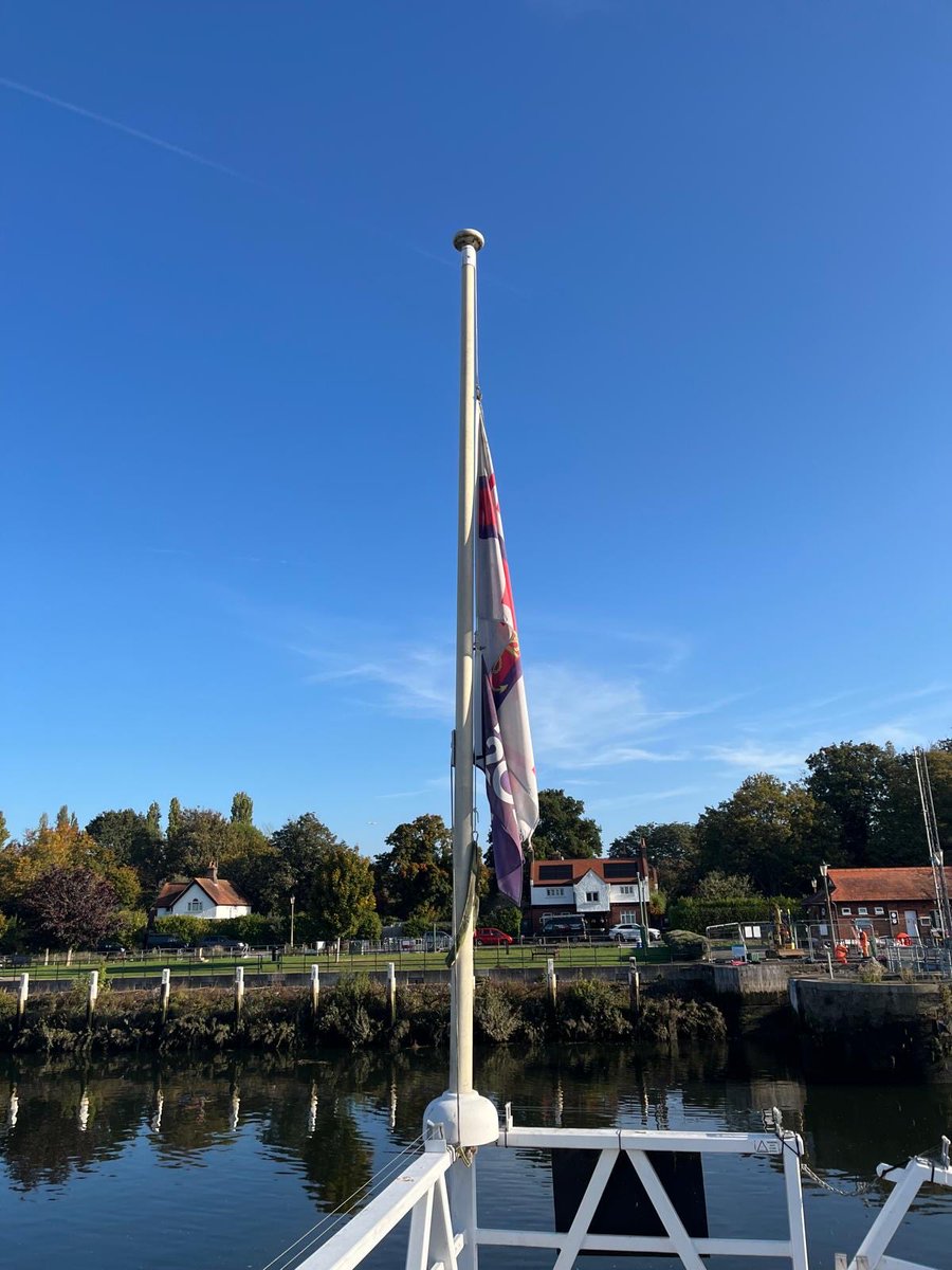 Today we are flying our station flag at half mast as a mark of respect to Adrian Willyson Brask of the Norwegian Society for Sea Rescue (RS)  who made the ultimate sacrifice during a rescue operation on 26th September. His loss is felt deeply by the global SAR community.