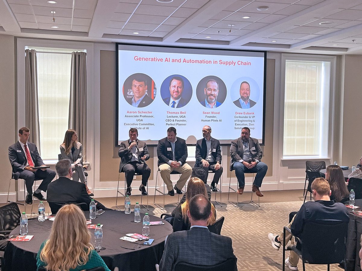 How will AI reshape supply chain?

At the @UnviersityofGA, faculty, students and industry leaders came together to explore how AI can boost efficiency and innovation across global logistics.

“Machines supplement humans — not replace them.”

Read more: terry.uga.edu/logistics-pros…
