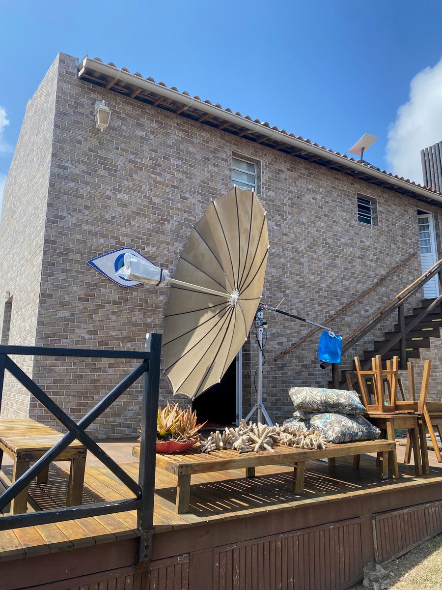 DX World.net tweet media